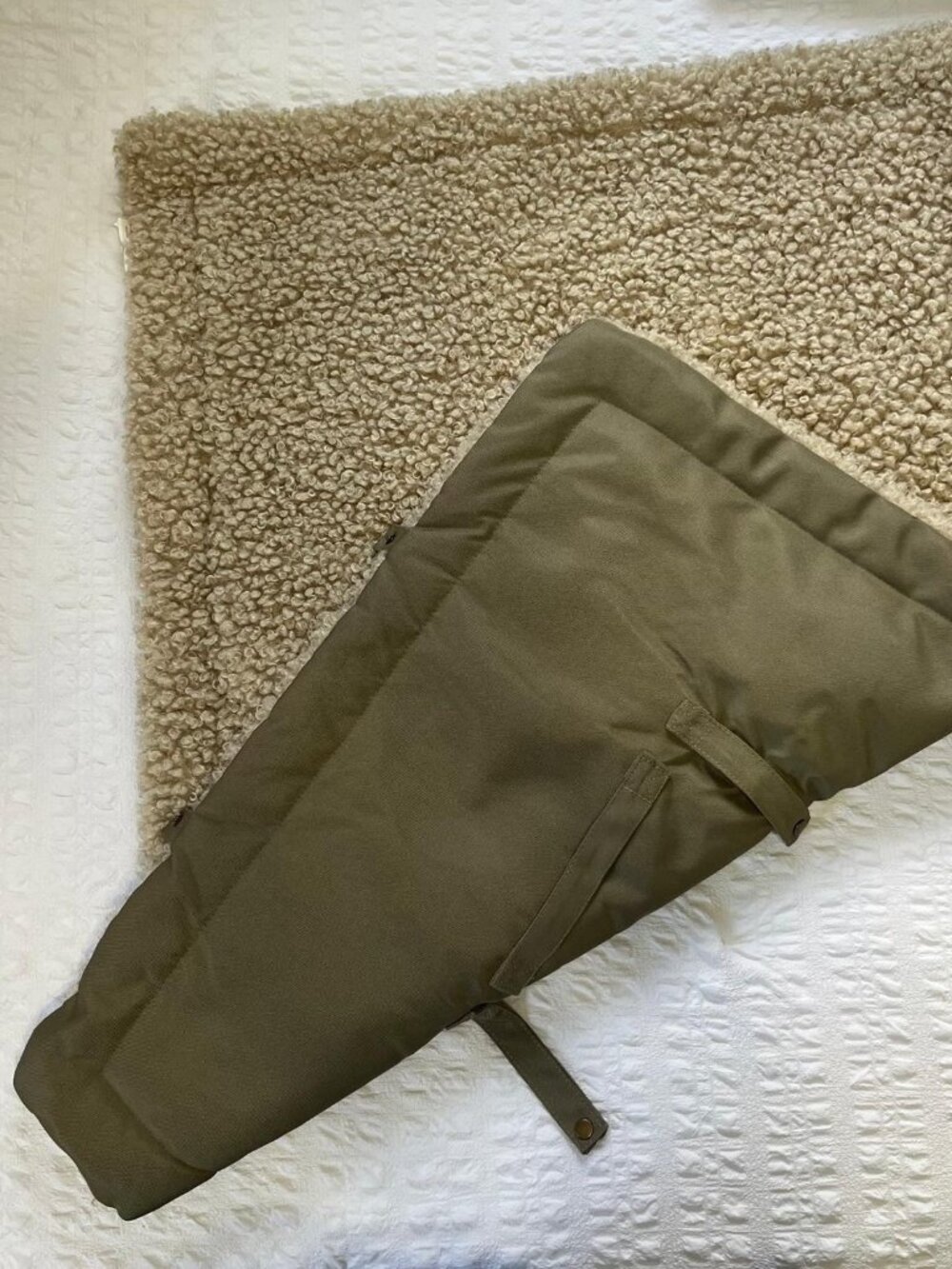 Zara Home Olive Dog Mat Foldable Travel Bed Faux Shearling Portable EUC
